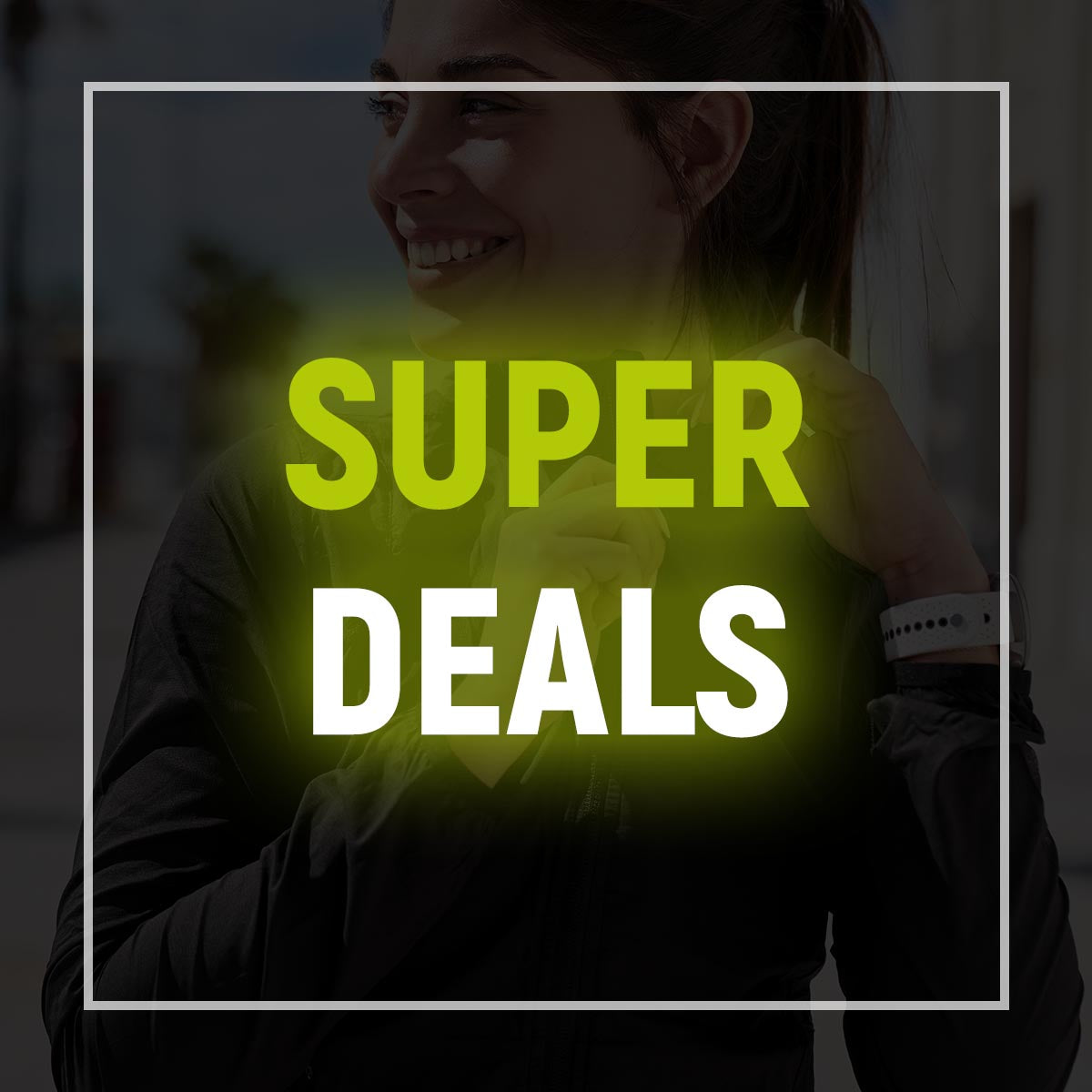 Super Deals - Øverst i denne salgskategori finder du vores super deals med op til 80 % rabat.Se hele udvalget af tøj til kvinder. Vi har et stort udvalg af træningstøj, tights, jeans, løbesko og meget mere.