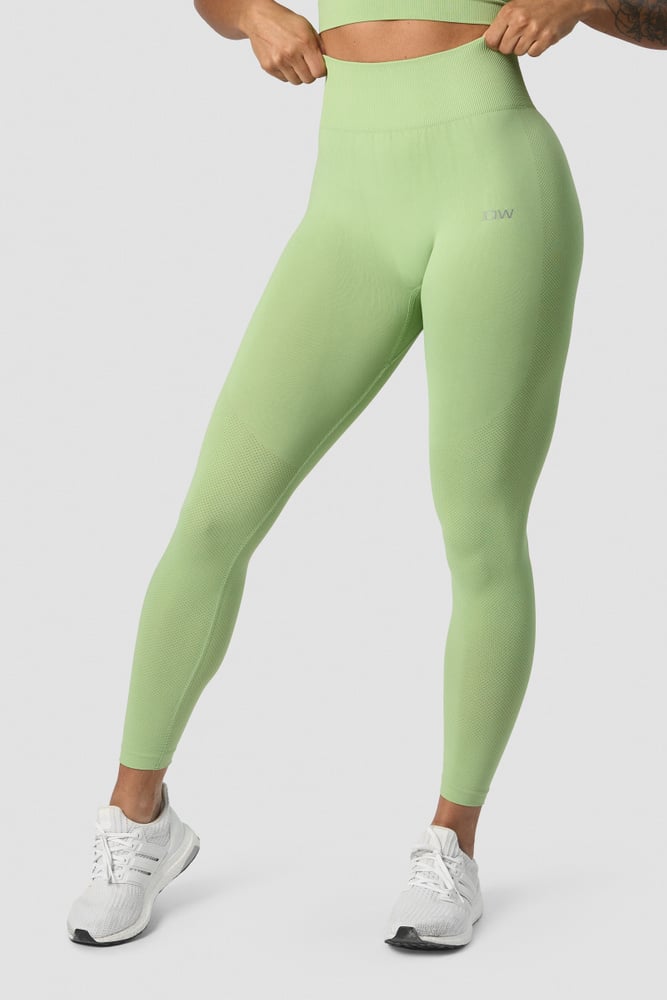 define seamless tights summer green