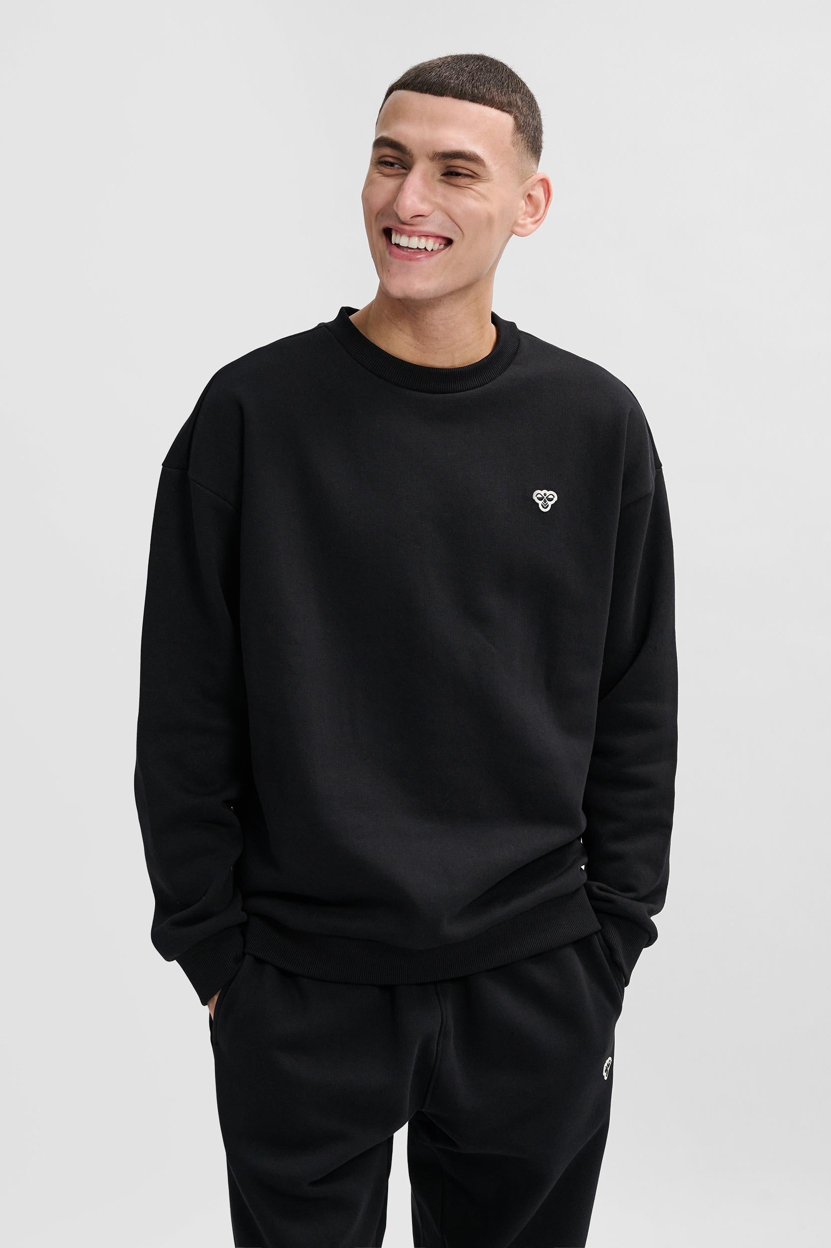 HUMMEL - Hmlloose Crewneck Bee - Black