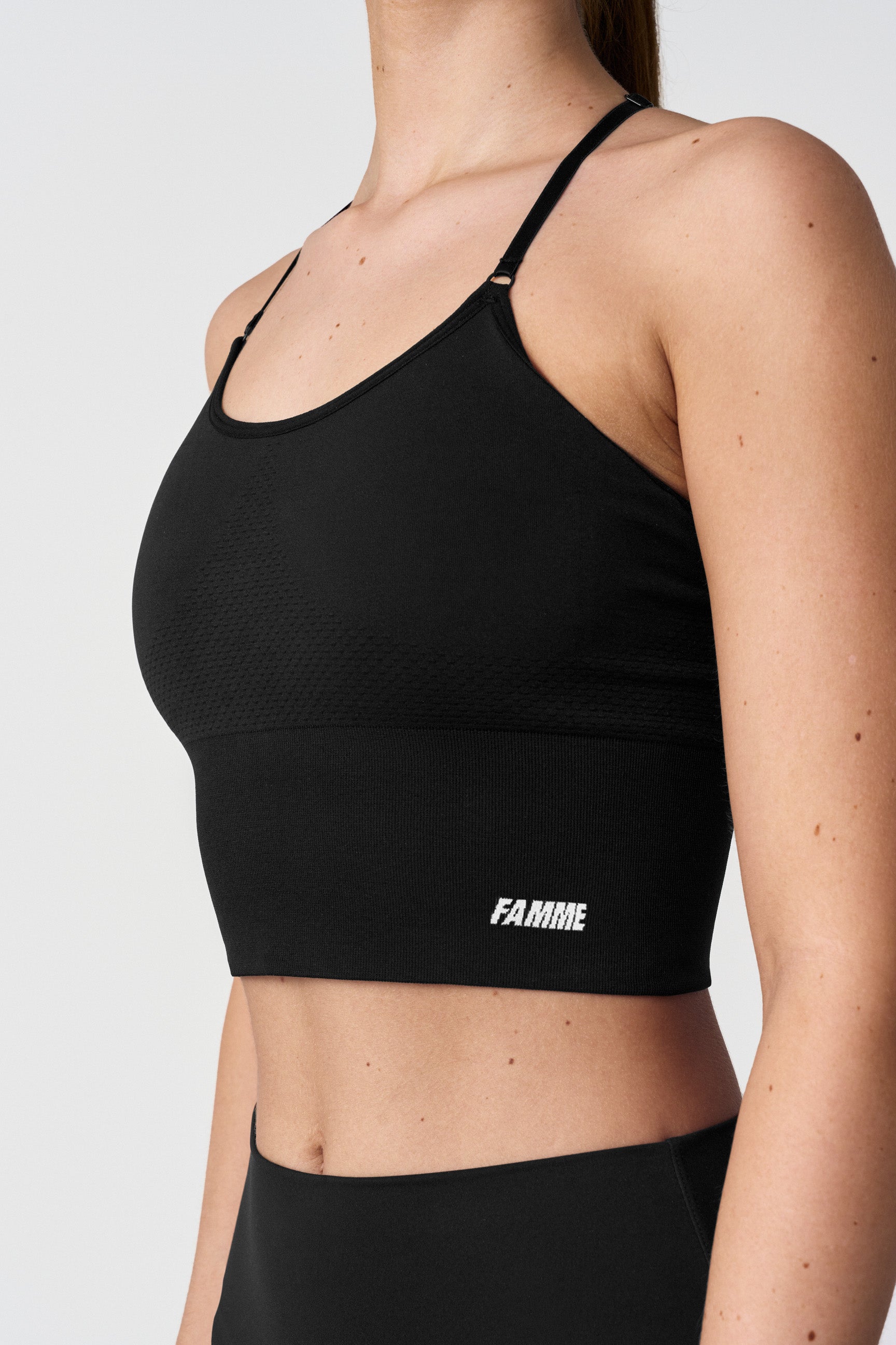 Power Seamless Top - for kvinde - FAMME - Sports bra